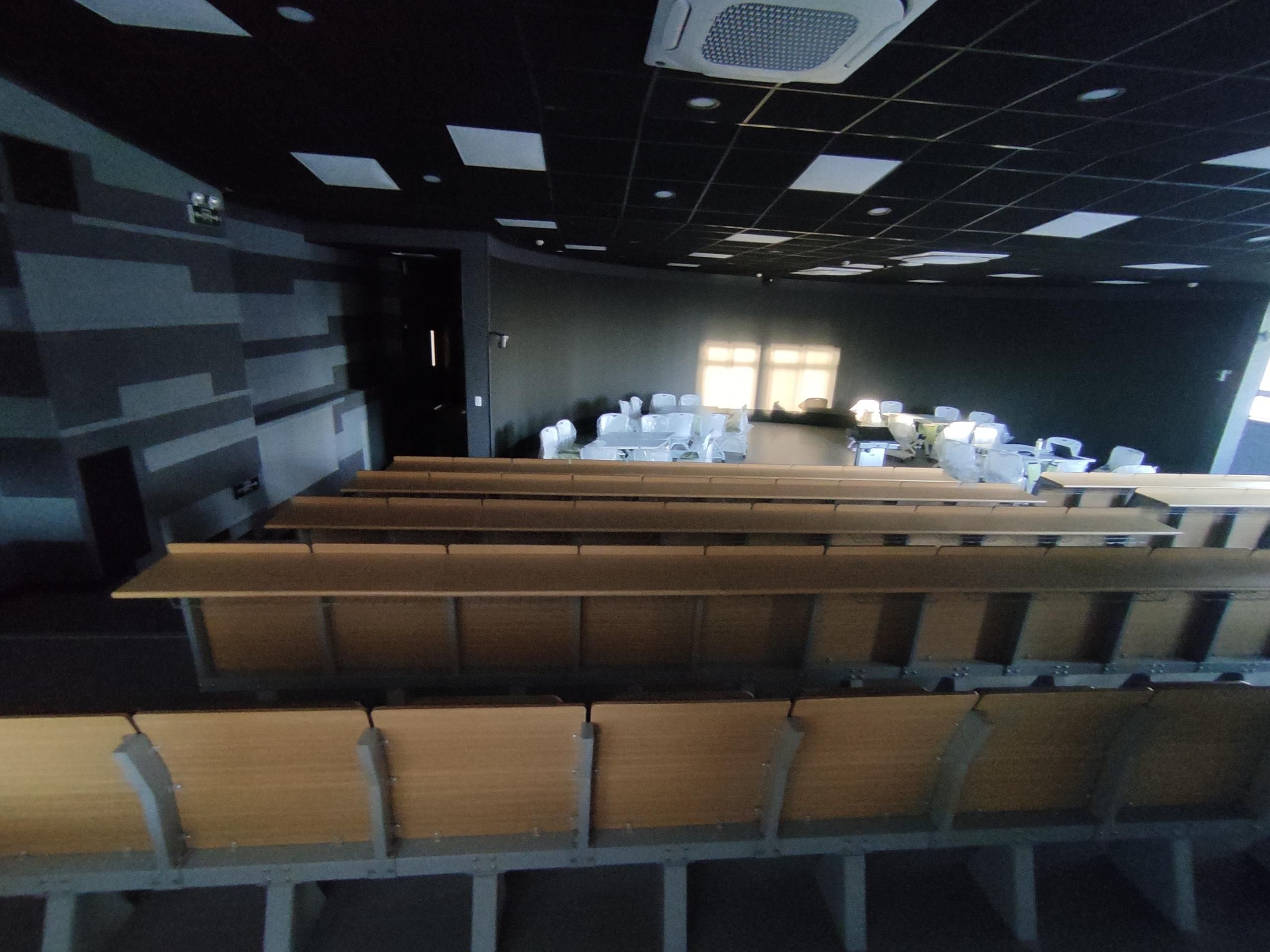 天津外国语大学